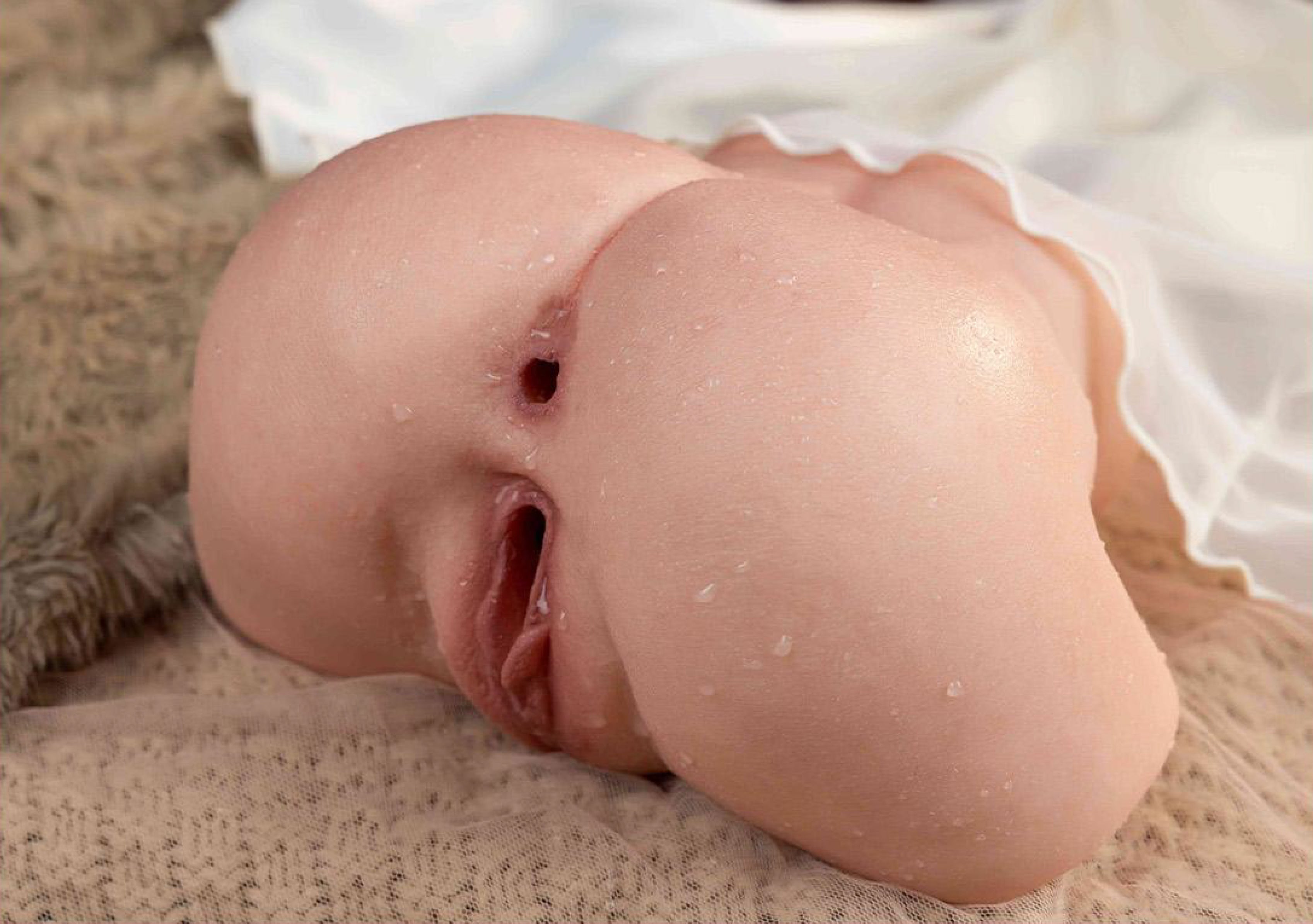 Intimate Curves Mini Torso – Realistic Feel Pocket Toy